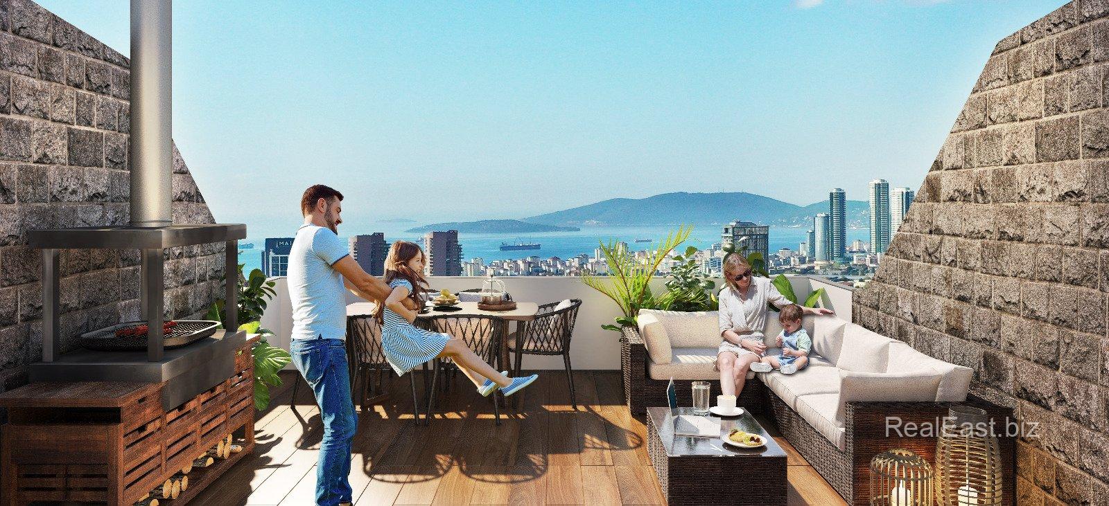 Spacious 5+1 Apartment in Kartal, Istanbul